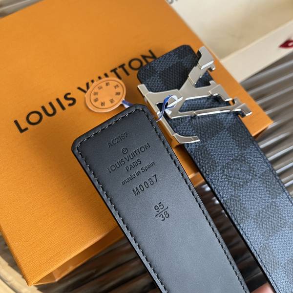 Louis Vuitton 40MM Belt LVB00361-1